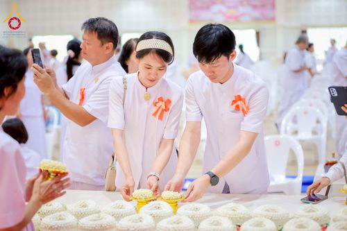 ภาพ No.254872:วันที่ 15 ตุลาคม พ.ศ. 2568 พิธีบรรจุพระบรมสารีริกธาตุภายในพระเกตุองค์พระประธาน สมโภชพระประธาน พระธรรมกาย ณ ศูนยอบรมเยาวชนกาญจนบุรี