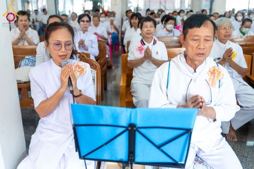 ภาพ No.204710:พิธีทอดผ้าป่าทำนุบำรุงศาสนสถาน ณ วัดเกิดการอุดม ตำบลคลองสาม อำเภอคลองหลวง จังหวัดปทุมธานี ในโครงการธรรมยาตรา กตัญญูบูชา มหาปูชนียาจารย์ พระมงคลเทพมุนี(สด จนฺทสโร) พระผู้ปราบมาร อนุสรณ์สถาน 7 แห่ง ปีที่ 13 วันที่ 30 มกราคม พ.ศ. 2568