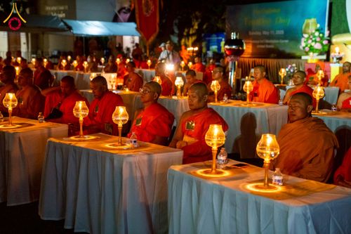 ภาพ No.225786:วันอาทิตย์ที่ 11 พฤษภาคม พ.ศ. 2568 วัดพระธรรมกายแคลิฟอร์เนีย จัดงานวิสาขบูชานานาชาติ และถวายมหาสังฆทานคณะสงฆ์ 120 รูป