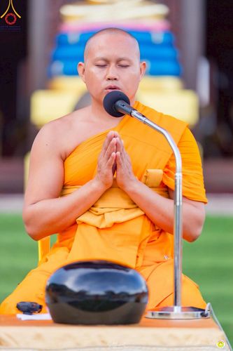 ภาพ No.222224:วันที่ 26-27 เมษายน พ.ศ. 2568 ศูนย์ปฏิบัติธรรมสวนผึ้ง ร่วมกับ ธุดงค์คสถานประจวบคีรีขันธ์ และวัดอ่าวน้อย  จัดกิจกรรมเดินธรรมยาตรา ตักบาตรข้าวสารอาหารแห้ง และจุดประทีปถวายเป็นพุทธบูชา ณ วัดอ่าวน้อย จ.ประจวบคีรีขันธ์