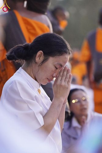 ภาพ No.107937:พิธีต้อนรับพระธรรมยาตรา ในโครงการธรรมยาตรากตัญญูบูชา มหาปูชนียาจารย์ พระมงคลเทพมุนี(สด จนฺทสโร) พระผู้ปราบมาร อนุสรณ์สถาน 7 แห่ง ปีที่ 12 วันที่ 7 มกราคม พ.ศ. 2567 ณ อนุสรณ์สถานคลองบางนางแท่น  อ.สามพราน จ.นครปฐม