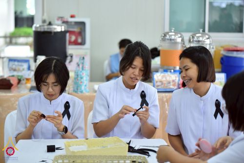 ภาพ No.267636:วันที่ 7 พฤศจิกายน พ.ศ. 2568 พสกนิกรอำเภอคลองหลวง รวมใจบำเพ็ญกุศลปัณรสมวาร (15 วัน) อุทิศถวายเป็นพระราชกุศลแด่ “สมเด็จพระพันปีหลวง” ณ วัดพระธรรมกาย