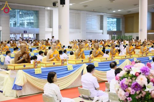 ภาพ No.185328:พิธีถวายมหาสังฆทาน 1,000 วัด ในวาระอายุวัฒนมงคล 84 ปี หลวงพ่อทัตตชีโว วันอาทิตย์ที่ 22 ธันวาคม พ.ศ. 2567 ณ สภาธรรมกายสากล วัดพระธรรมกาย