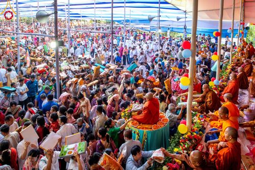 ภาพ No.98684:พิธีทอดกฐินสมทบวัดกัลยาณมิตรต่างประเทศ ณ วัดราชบัณนะวิหาร เมืองรังกามาติ ประเทศบังกลาเทศ วันศุกร์ที่ 24 พฤศจิกายน พ.ศ. 2566