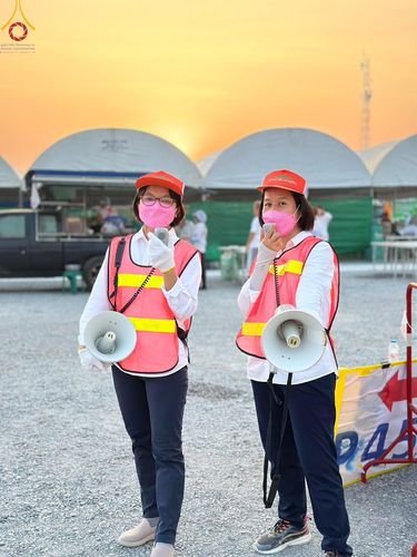 ภาพ No.110069:V.8 พลังทีม การเตรียมงาน เก็บงาน การรับบุญของเจ้าหน้าที่หน่วยงานต่างๆ เพื่อโครงการธรรมยาตรา กตัญญูบูชามหาปูชนียาจารย์ พระมงคลเทพมุนี (สด จนฺทสโร) พระผู้ปราบมาร อนุสรณ์สถาน 7 แห่ง ปีที่ 12 ระหว่างวันที่ 2 - 31 มกราคม พ.ศ.2567