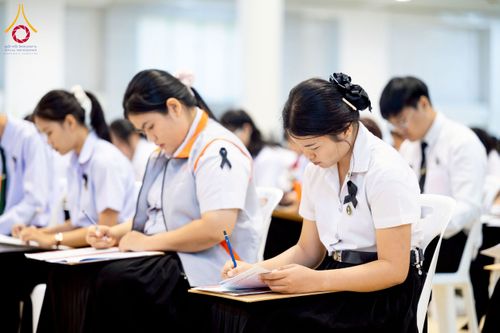 ภาพ No.273371:วันที่ 23 พฤศจิกายน พ.ศ. 2568 การสอบตอบปัญหาธรรมะ ทางก้าวหน้า "ระดับอุดมศึกษา" ณ ห้องแก้วสารพัดนึก 1 สภาธรรมกายสากล วัดพระธรรมกาย จ.ปทุมธานี