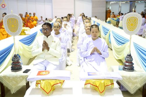 ภาพ No.236423:วันที่ 3 สิงหาคม พ.ศ. 2568 พิธีถวายมหาสังฆทานคณะสงฆ์ 2,000 กว่าวัดทั่วประเทศ ปีที่ 25 , พิธีถวายไทยธรรมคณะสงฆ์ 323 วัด 4 จังหวัดชายแดนภาคใต้ ณ วัดพระธรรมกาย