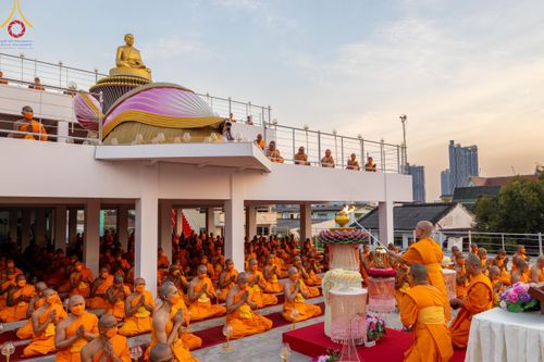 ภาพ No.119239:พิธีจุดประทีปถวายเป็นพุทธบูชา และบูชาธรรมมหาปูชนียาจารย์ พระมงคลเทพมุนี(สด จนฺทสโร) ในโครงการธรรมยาตราฯ วันที่ 26 มกราคม พ.ศ. 2567 ณ อาคารธรรมยาตรา กตัญญูบูชามหาปูชนียาจารย์ ตรงข้ามวัดปากน้ำภาษีเจริญ จ.กรุงเทพมหานคร