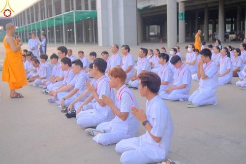 ภาพ No.58303:V.41 เทหมดใจ  ลุยต่อไป ร้อยซาวปี การเตรียมงาน การปฏิบัติงาน และการเก็บงาน ของเจ้าหน้าที่หน่วยงานต่างๆ เพื่อพิธีฉลองอายุวัฒนมงคล 80 ปี หลวงพ่อธัมมชโย และรับถวายมหาสังฆทาน 10,000 กว่าวัดทั่วประเทศ ในวันคุ้มครองโลก จันทร์ที่ 22 เมษายน พ.ศ. 2567