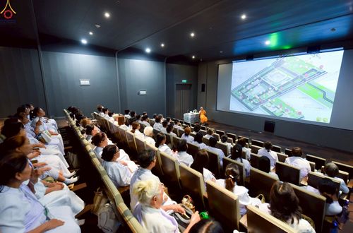 ภาพ No.242798:วันที่ 29-31 สิงหาคม พ.ศ. 2568 องค์กรภาคีเครือข่าย “บวร” (บ้าน-วัด-โรงเรียน-ราชการ) อ.คลองหลวง จัดบวชอุบาสิกาแก้ว ถวายพระราชกุศลแด่สมเด็จพระพันปีหลวง - กตัญญูบูชาแด่ผู้มีพระคุณ