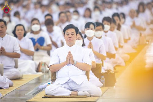 ภาพ No.126700:พิธีบูชาข้าวพระ ในวันอาทิตย์ต้นเดือนที่ 3 มีนาคม พ.ศ. 2567 ณ วัดพระธรรมกาย จ.ปทุมธานี