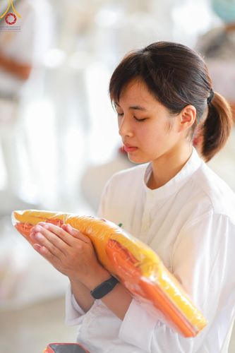 ภาพ No.131666:พิธีร่วมบุญบรรพชาสามเณร 5,000 รูป ณ บ้านแก้วเรือนทองคุณยาย สภาธรรมกายสากล วัดพระธรรมกาย วันเสาร์ที่ 23 มีนาคม พ.ศ. 2567