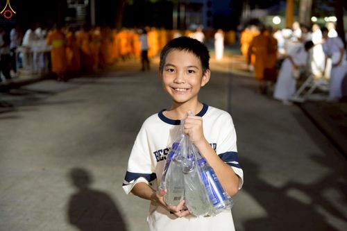 ภาพ No.250712:วันอังคารที่ 7 ตุลาคม พ.ศ. 2568 พิธีมหาปวารณาออกพรรษา ณ โบสถ์พระไตรปิฎก วัดพระธรรมกาย