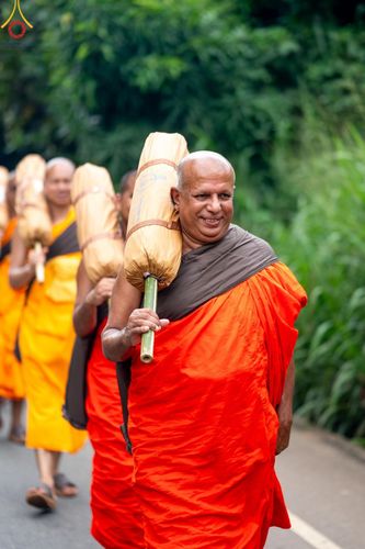 ภาพ No.140760:PhotoStory มหาศรัทธา ธรรมยาตราศรีลังกา EP.4 โครงการสยาม-ลังกา ธรรมยาตรา ฉลองเทศกาลวิสาขบูชาแห่งชาติ ศรีลังกา  บูชาธรรม 80 ปีหลวงพ่อธัมมชโย เส้นทางจาก เมืองดัมบูลลา ไปยัง เมืองมาตะเล  ตั้งแต่วันที่ 17-20 พฤษภาคม พ.ศ. 2567