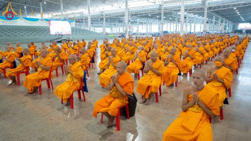 ภาพ No.308305:วันที่ 1  กุมภาพันธ์ พ.ศ. 2569 พิธีบูชาข้าวพระอาทิตย์ต้นเดือน ณ สภาธรรมกายสากล วัดพระธรรมกาย