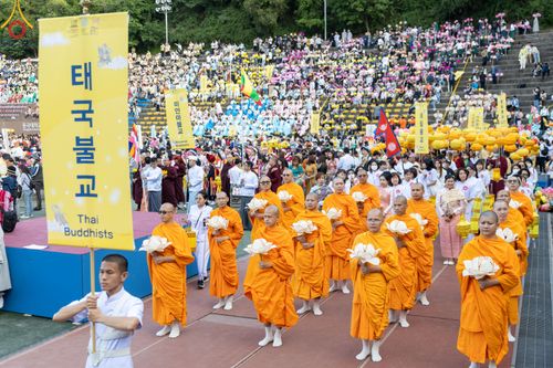 ภาพ No.81088:Lotus Lantern Festival 2023  เทศกาลโคมดอกบัว เนื่องในวันวิสาขบูชา   ของชาวพุทธทุกชาติ ทุกนิกาย ในสาธารณรัฐเกาหลีใต้ วันที่ 20-21 พฤษภาคม พ.ศ. 2566