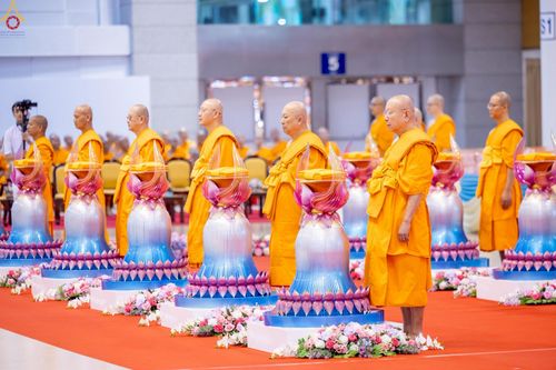 ภาพ No.244123:วันอาทิตย์ที่ 7 กันยายน พ.ศ. 2568 พิธีทอดผ้าป่าสมทบกฐินวัดพระธรรมกาย และสมทบกฐิน 30,000 วัดทั่วไทย ครั้งที่ 2 ณ ห้องแก้วสารพัดนึก 1 วัดพระธรรมกาย