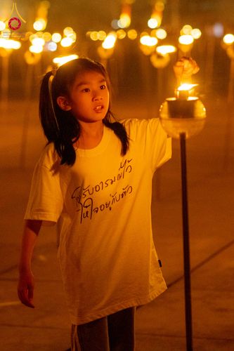 ภาพ No.312356:วันอังคารที่ 3 มีนาคม พ.ศ.2569 พิธีเวียนประทักษิณและจุดมาฆประทีป (ภาพชุดที่ 2) ณ ลานธรรมพระมหาธรรมกายเจดีย์ วัดพระธรรมกาย