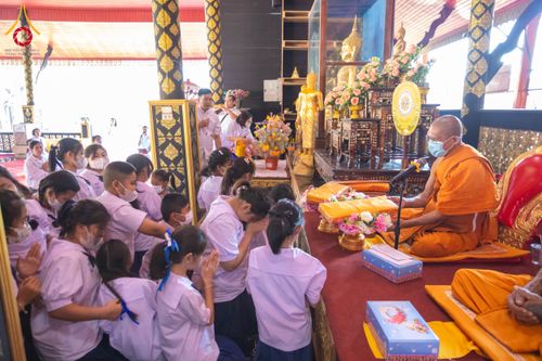 ภาพ No.205105:พิธีทอดผ้าป่าทำนุบำรุงศาสนสถาน ณ วัดบ่อทอง ตำบลคูขวาง อำเภอลาดหลุมแก้ว จังหวัดปทุมธานี ในโครงการธรรมยาตรา กตัญญูบูชา มหาปูชนียาจารย์ พระมงคลเทพมุนี(สด จนฺทสโร) พระผู้ปราบมาร อนุสรณ์สถาน 7 แห่ง ปีที่ 13 วันที่ 30 มกราคม พ.ศ. 2568 