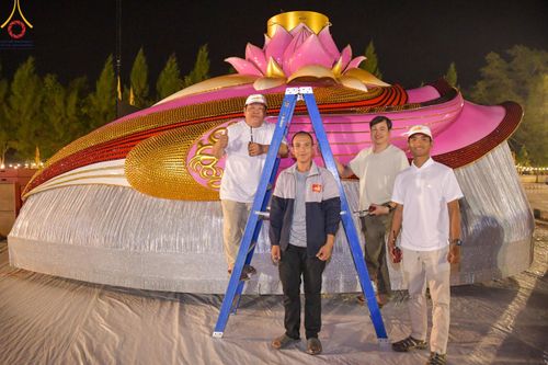 ภาพ No.110933:V.9 กล้าเก่ง การเตรียมงาน เก็บงาน การรับบุญของเจ้าหน้าที่หน่วยงานต่างๆ เพื่อโครงการธรรมยาตรา กตัญญูบูชามหาปูชนียาจารย์ พระมงคลเทพมุนี (สด จนฺทสโร) พระผู้ปราบมาร อนุสรณ์สถาน 7 แห่ง ปีที่ 12 ระหว่างวันที่ 2 - 31 มกราคม พ.ศ.2567