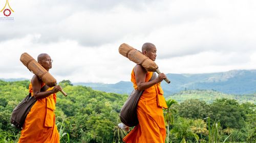 ภาพ No.140769:PhotoStory มหาศรัทธา ธรรมยาตราศรีลังกา EP.4 โครงการสยาม-ลังกา ธรรมยาตรา ฉลองเทศกาลวิสาขบูชาแห่งชาติ ศรีลังกา  บูชาธรรม 80 ปีหลวงพ่อธัมมชโย เส้นทางจาก เมืองดัมบูลลา ไปยัง เมืองมาตะเล  ตั้งแต่วันที่ 17-20 พฤษภาคม พ.ศ. 2567