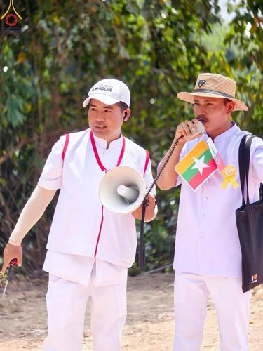 ภาพ No.130089:V.34 เพื่อธรรมเพื่อบางกล่ำ การรับบุญของเจ้าหน้าที่หน่วยงานต่างๆ  เพื่องานธรรมยาตราอัญเชิญพระบรมสารีริกธาตุ ประดิษฐาน ณ มหารัตนเจดีย์สิริปทุมสวรรค์ (เจดีย์อริยพุทธะ 5 พระองค์) ณ ศูนย์ปฏิบัติธรรมภาคใต้ อ.บางกล่ำ จ.สงขลา ระหว่างวันที่ 9-10 มีนาคม พ.ศ. 2567