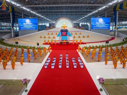 ภาพ No.153281:พิธีมุทิตาสักการะ พระภิกษุ-สามเณร ผู้สอบไล่ได้เปรียญธรรม ประโยค 1-2 ถึงประโยค ป.ธ.9 และบาลีศึกษา ประโยค1-2 ถึง บ.ศ.9 , พิธีมอบดวงแก้วสามเณรผู้ทรงบาลีไวยากรณ์ วัดพระธรรมกาย และ ศูนย์ส่งเสริมศีลธรรมในประเทศและต่างประเทศ วันอาทิตย์ที่ 8 กันยายน พ.ศ.2567