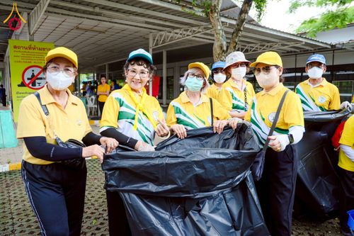 ภาพ No.226807:กิจกรรมจิตอาสาพัฒนา “เราทำความ ดี ด้วยหัวใจ” เนื่องในโอกาสวันพระบาทสมเด็จพระปกเกล้าเจ้าอยู่หัว ณ วัดพระธรรมกาย อ.คลองหลวง จ.ปทุมธานี วันพุธที่ 28 พฤษภาคม พ.ศ. 2568