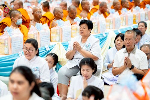 ภาพ No.238907:วันเสาร์ที่ 16 สิงหาคม พ.ศ. 2568 งานบุญประจำปี ครั้งที่ 20 พิธีทักษิณานุปทานแด่บรรพชน ตระกูลผ่องสวัสดิ์และหมู่ญาติที่ล่วงลับไปแล้ว ณ พระมหาเจดีย์ทัตตชีโว ศูนย์อบรมเยาวชนกาญจนบุรี