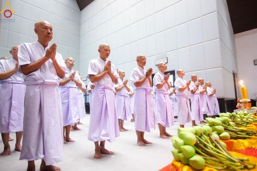 ภาพ No.156749:พิธีบรรพชาอุปสมบท ธรรมทายาท โครงการอุปสมบทหมู่บูชาธรรมครบรอบ 107 ปี วันครูผู้ค้นพบวิชชาธรรมกาย ณ โบสถ์พระไตรปิฏก วัดพระธรรมกาย วันเสาร์ที่ 14 กันยายน พ.ศ. 2567