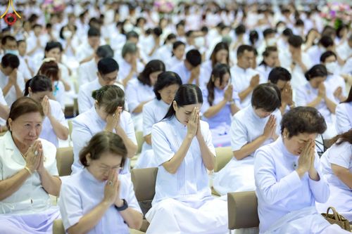 ภาพ No.222853:วันอาทิตย์ต้นเดือนที่ 4 พฤษภาคม พ.ศ. 2568 พิธีบูชาข้าวพระ ณ สภาธรรมกายสากล วัดพระธรรมกาย