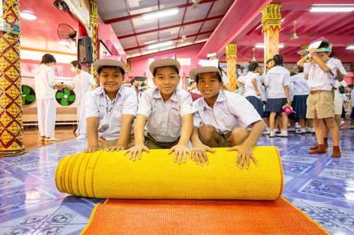 ภาพ No.203600:พิธีทอดผ้าป่าทำนุบำรุงศาสนสถาน ณ วัดตะเคียน ตำบลบางคูเวียง อำเภอบางกรวย จังหวัดนนทบุรี ในโครงการธรรมยาตรา กตัญญูบูชา มหาปูชนียาจารย์ พระมงคลเทพมุนี(สด จนฺทสโร) พระผู้ปราบมาร อนุสรณ์สถาน 7 แห่ง ปีที่ 13 วันที่ 29 มกราคม พ.ศ. 2568