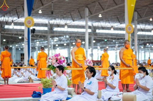 ภาพ No.99874:พิธีทอดผ้าป่า ต้นสมบัติจักรพรรดิ ในวันอาทิตย์ที่ 3 ธันวาคม พ.ศ. 2566 ณ สภาธรรมกายสากล วัดพระธรรมกาย จ.ปทุมธานี