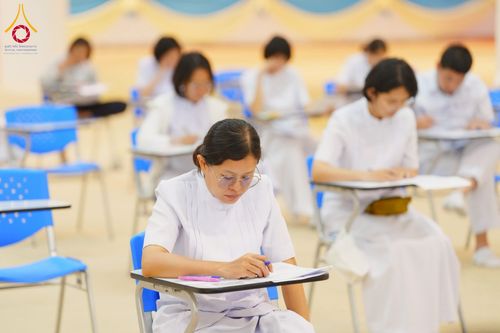 ภาพ No.219784:วันที่ 22-24 เมษายน พ.ศ. 2568 สอบบาลีสนามหลวง ครั้งที่ 2 คณะสงฆ์ภาค 1 (นนทบุรี, ปทุมธานี, สมุทรปราการ) สนามสอบวัดพระธรรมกาย อำเภอคลองหลวง จังหวัดปทุมธานี