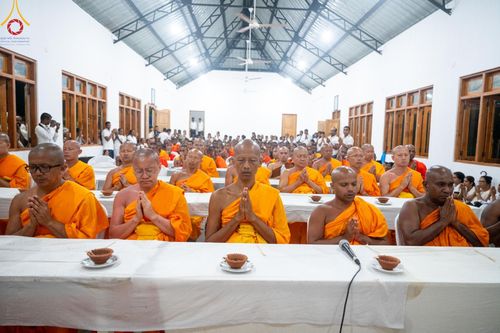 ภาพ No.141132:PhotoStory มหาศรัทธา ธรรมยาตราศรีลังกา EP.6 พิธีจุดวิสาขประทีป 6 วัด ถวายเป็น พุทธบูชา  โครงการสยาม-ลังกา ธรรมยาตรา  ฉลองเทศกาลวิสาขบูชาแห่งชาติ ศรีลังกา  บูชาธรรม 80 ปี หลวงพ่อธัมมชโย วันที่ 16 พฤษภาคม พ.ศ. 2567