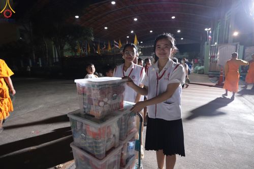 ภาพ No.117037:V.16 เป็นทีม การเตรียมงาน เก็บงาน การรับบุญของเจ้าหน้าที่หน่วยงานต่างๆ เพื่อโครงการธรรมยาตรา กตัญญูบูชามหาปูชนียาจารย์ พระมงคลเทพมุนี (สด จนฺทสโร) พระผู้ปราบมาร อนุสรณ์สถาน 7 แห่ง ปีที่ 12 ระหว่างวันที่ 2 - 31 มกราคม พ.ศ. 2567