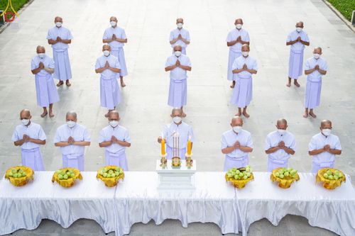 ภาพ No.83391:พิธีบรรพชาอุปสมบทหมู่ธรรมทายาทนานาชาติ (ภาคภาษาจีน) รุ่นที่ 18 ณ โบสถ์พระไตรปิฎก วัดพระธรรมกาย จ.ปทุมธานี วันเสาร์ที่ 15 กรกฎาคม 2566