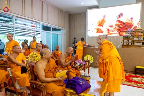 ภาพ No.212478:วันเสาร์ที่ 22 มีนาคม พ.ศ. 2568 พิธีถวายสังฆทานแด่คณะสงฆ์ 323 วัด ปีที่ 21 ครั้งที่ 175 พิธีมอบกองทุนหนุนแรงใจช่วยครูใต้ ปีที่ 18 ครั้งที่ 139 และพิธีทำบุญอุทิศส่วนกุศลให้ผู้วายชนม์ ณ ศูนย์ปฏิบัติธรรมภาคใต้ อำเภอบางกล่ำ จังหวัดสงขลา