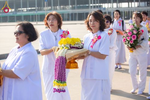 ภาพ No.209688:วันอาทิตย์ที่ 2 มีนาคม พ.ศ. 2568 พิธีภาคบ่าย สัมมนาพิเศษ, ปฏิบัติธรรม พิธีรับมอบพระบรมสารีริกธาตุ ณ สภาธรรมกายสากล วัดพระธรรมกาย