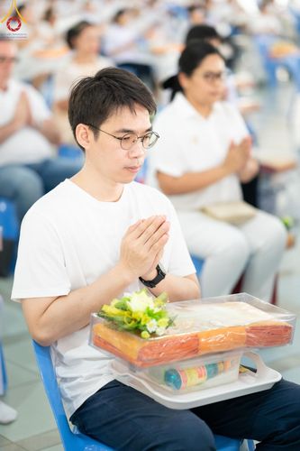 ภาพ No.157716:พิธีถวายภัตตาหารเมนูสวรรค์ ในพรรษาแห่งการเข้าถึงธรรม วันเสาร์ที่ 28 กันยายน พ.ศ. 2567 ณ หอฉันคุณยายอาจารย์ฯ วัดพระธรรมกาย