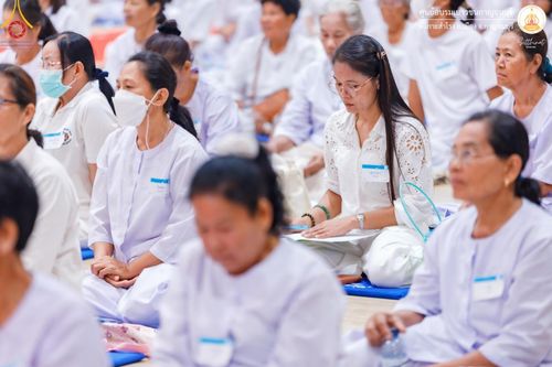 ภาพ No.152126:โครงการอบรมอุบาสก อุบาสิกาแก้ว ตัวแทนทอดกฐิน 30,000 วัด ทั่วไทย ระหว่างวันที่ 6-8 กันยายน พ.ศ. 2567 ณ ศูนย์อบรมเยาวชนกาญจนบุรี