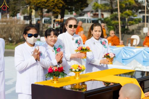 ภาพ No.132224:พิธีประดิษฐานยอดอุโบสถ บูชาธรรม 80 ปี หลวงพ่อธัมมชโย ณ วัดพระธรรมกายโทชิหงิ ประเทศญี่ปุ่น วันอาทิตย์ที่ 24 มีนาคม พ.ศ. 2567