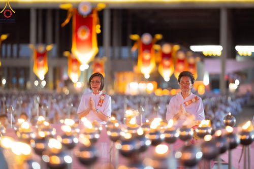 ภาพ No.125063:พิธีเวียนประทักษิณและจุดมาฆประทีป (ชุดที่ 2) ในวันมาฆบูชา เสาร์ที่ 24 กุมภาพันธ์ พ.ศ. 2567 ณ พระมหาธรรมกายเจดีย์ วัดพระธรรมกาย