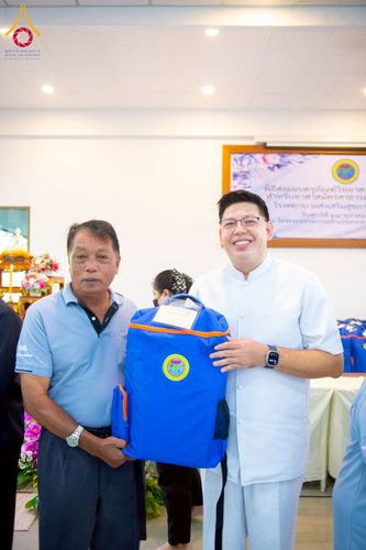 ภาพ No.259747:วันที่ 24 ตุลาคม พ.ศ. 2568 รพ.สต.คลองหนึ่ง อ.คลองหลวง สังกัด อบจ.ปทุมธานี จัดประชุมและมอบครุภัณฑ์ทางการแพทย์ เสริมพลัง อสม. ขับเคลื่อนสุขภาพชุมชนอย่างยั่งยืน ณ วัดพระธรรมกาย