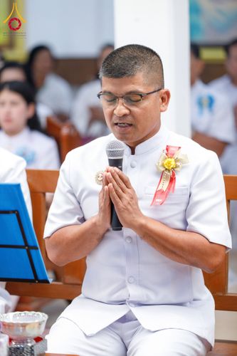 ภาพ No.202194:พิธีเจริญพระพุทธมนต์ ปฏิบัติธรรม มอบทุนการศึกษา ถวายสังฆทาน 108 วัด เพื่อถวายเป็นพุทธบูชา และขับเคลื่อนโครงการหมู่บ้านรักษาศีล 5 โดยคณะสงฆ์จังหวัดนครปฐม คณะศิษยานุศิษย์วัดพระธรรมกาย โครงการธรรมยาตรา ปีที่ 13 ณ วัดบางปลา อำเภอบางเลน จังหวัดนครปฐม