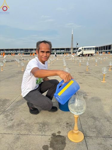 ภาพ No.138076:V.42 ก่อน กลาง เก็บ บุญวันวิสาขบูชา การเตรียมงาน การปฏิบัติงาน และการเก็บงาน ของเจ้าหน้าที่หน่วยงานต่างๆ วันวิสาขบูชา พุธที่ 22 พฤษภาคม พ.ศ. 2567