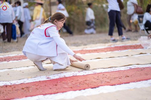 ภาพ No.112500:V.11 สามารถ การเตรียมงาน เก็บงาน การรับบุญของเจ้าหน้าที่หน่วยงานต่างๆ เพื่อโครงการธรรมยาตรา กตัญญูบูชา มหาปูชนียาจารย์ พระมงคลเทพมุนี (สด จนฺทสโร) พระผู้ปราบมาร อนุสรณ์สถาน 7 แห่ง ปีที่ 12 ระหว่างวันที่ 2 - 31 มกราคม พ.ศ.2567