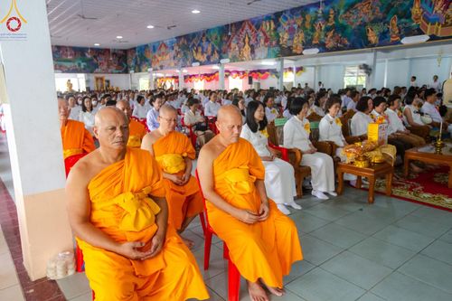 ภาพ No.162777:โครงการกฐินสามัคคีทั่วไทย 30,000 วัด บูชาธรรม 80 ปี หลวงพ่อธัมมชโย โดย คณะศิษยานุศิษย์วัดพระธรรมกาย ณ วัดโบสถ์บน จ.นนทบุรี วันที่ 19 ตุลาคม พ.ศ. 2567