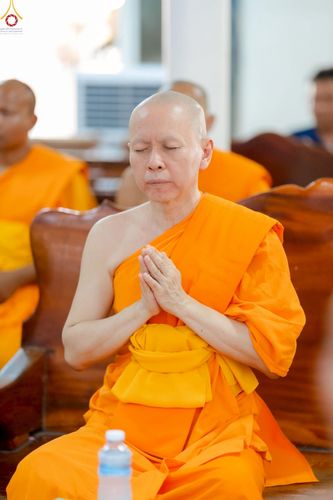 ภาพ No.233575:วันจันทร์ที่ 7 กรกฎาคม พ.ศ. 2568 จังหวัดบุรีรัมย์รวมใจ สัมมนาคณะสงฆ์ เพื่อฟื้นฟูพระพุทธศาสนา  โครงการทอดกฐินสามัคคีทั่วไทย 30,000 วัด ประจำปีพุทธศักราช 2568 และพิธีถวายมหาสังฆทาน 300 กว่าวัด โดยคณะศิษยานุศิษย์ บูชาธรรม 81 ปี หลวงพ่อธัมมชโย  ณ วัดกลาง พระ