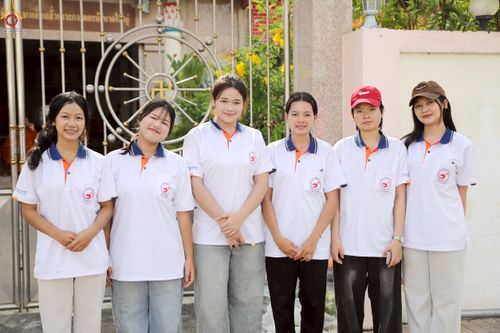 ภาพ No.237387:วันที่ 9-10 สิงหาคม พ.ศ. 2568 การเตรียมงาน เก็บงาน ของเจ้าหน้าที่ทุกสถานะ ในงานมหาสังฆทาน ตักบาตรพระ 10,000 รูป ใจกลางเมืองหาดใหญ่ จ.สงขลา